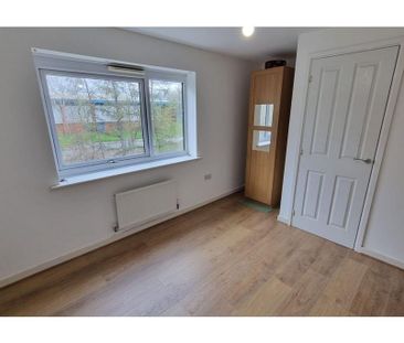 3 bedroom detached house to rent - Photo 4