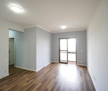Apartamento para alugar com 73m², 3 quartos e 1 vaga - Foto 2
