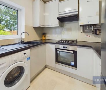 4 bedroom terraced house to rent - Photo 5