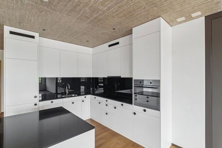 2.5 Zimmer, 104 m², 5. Stock - Foto 2