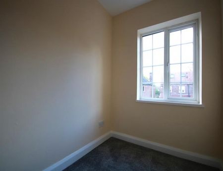 3 Bedroom Semi Detached To Let - Photo 4