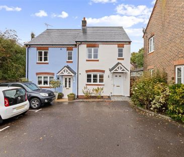 2 bedroom semi-detached house to rent - Photo 4