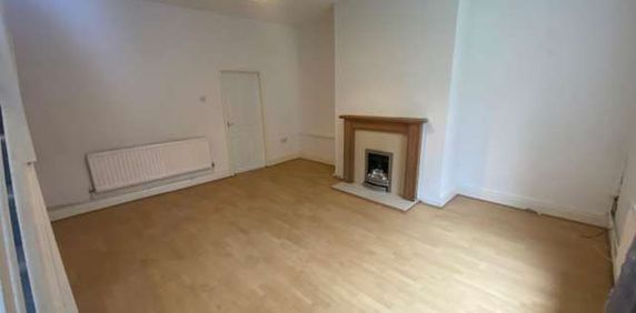 2 bed terraced house to rent in Mary Street, Blaydon Burn, Blaydon-on-Tyne - Photo 2