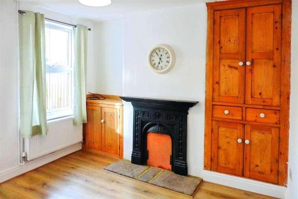 Milton Street, Higham Ferrers, Northants, NN10 - Photo 1