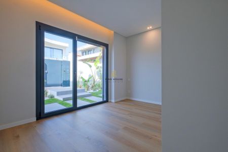 Moradia Isolada T5 com piscina e jardim no Arneiro - Foto 3