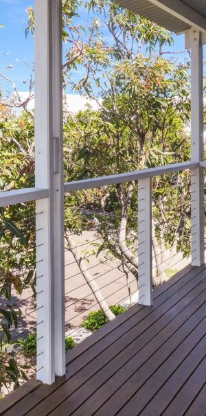 Beautiful Studio - 3 Minute Walk to Beach! - Photo 1