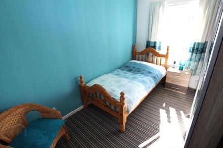 25 Canning Grove, Crumlin, BT29 4XB - Photo 2