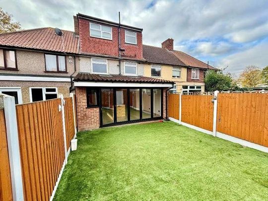 Ayloffe Road, Dagenham, Essex, RM9 - Photo 1