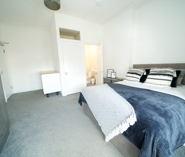 7 bedroom terraced house to rent - Photo 4