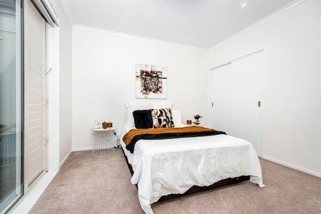 4 beds and pet friendly - Photo 5