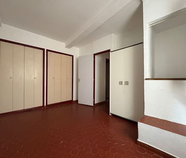 Location Appartement 2 pièces 41m² AVIGNON 84000 - Photo 2