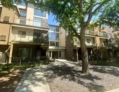 BEAUTIFUL 3 BEDROOM CONDO - ALL UTILITIES INC - MINUTES FROM U OF A HOSPITAL | 11518 76 Avenue Northwest, Edmonton - Photo 1