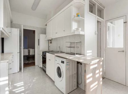 Avenida dos Estados Unidos da América, Lisbon, Lisbon 1700-175 - Photo 2