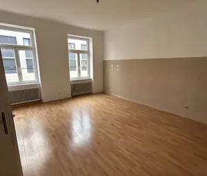 Helle, freundliche 5 Zimmer Wohnung Nähe Friedensbrücke - Photo 1