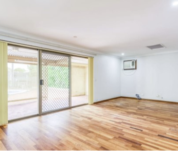 4 Grenfell Way, Leeming, WA - Photo 2