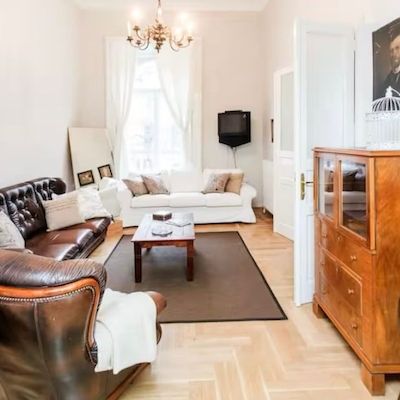 Kiadó világos, csendes lakás az Andrássy úton – Budapest VI. kerület - Photo 1