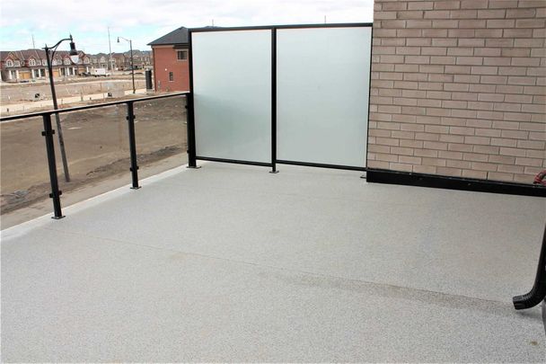 For Lease - 447 Veterans Drive, Brampton, Ontario - Photo 1