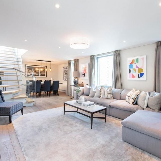 4 bedroom flat to rent - Photo 1