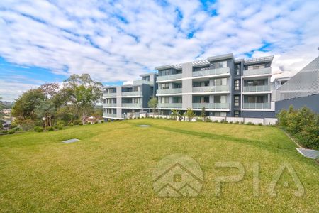 Stunning Two Bedroom Apartment ! Excellent Locations close to two of Sydney’s top schools ! - Photo 5