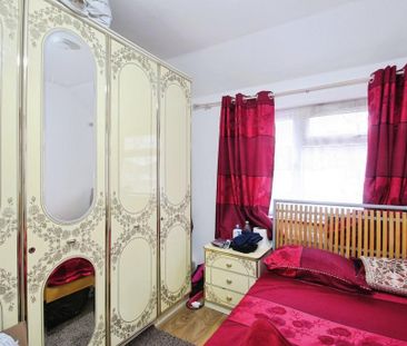 5 bedroom semi-detached house to rent - Photo 5