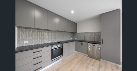 Modern Living Made Easy – Your Perfect One-Bedroom Retreat! - Photo 4