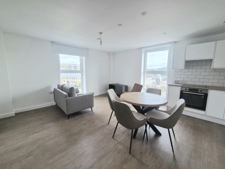 Cow Green, Halifax - Photo 2