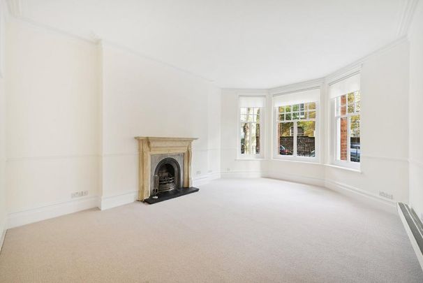 4 bedroom flat to rent - Photo 1