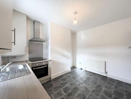 3 bedroom House To Let - Photo 5