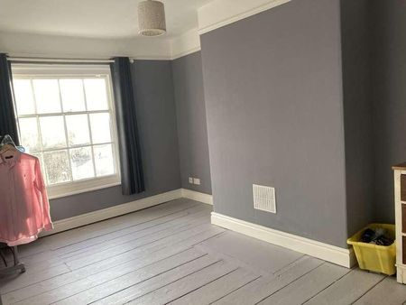 Sudbury, Suffolk, CO10 - Photo 4