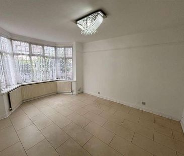 Stanway Road, Shirley, Solihull, B90 - Photo 1