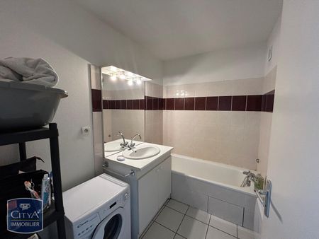 Location Appartement 2 pièces 41m² ST PIERRE DU MONT 40280 - Photo 4