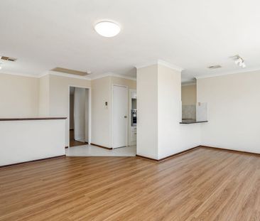 Spacious Coastal Retreat - Photo 1