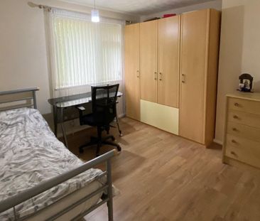 Ruskin Road - Photo 3