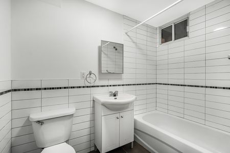 4615-4625 Bourret Avenue, Montréal, QC - Photo 2