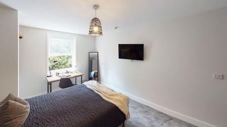 1 bedroom in a house share to rent - Photo 4