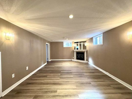 For Lease - 141 Gunn Street Unit# Lower, Barrie, Ontario - Photo 1