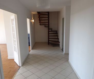 Appartement à louer 5 pièces • 114,26 m 2 Sainte-Foy-lès-Lyon - Photo 1