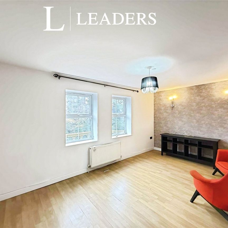 2 bedroom apartment to rent Manor Road, Bournemouth, Dorset, BH1 - Photo 1