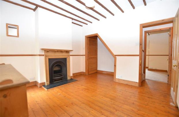 2 bedroom terraced house to rent - Photo 1