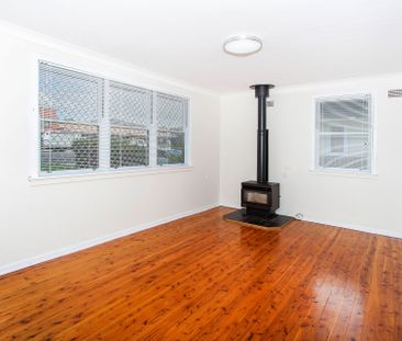 Convenience Meets Comfort In This Family-friendly Home - Photo 1