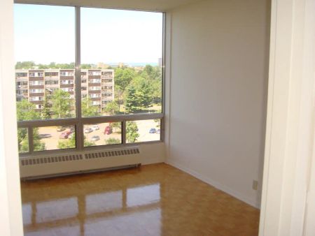 Norberry Residences (2660 Norberry Cres., 740, 790 & 840 Springland Dr.) — 2660 Norberry 1-Bed Large - Photo 4