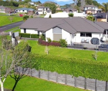 Immaculate Ohauiti Home - Ohauiti - Photo 1
