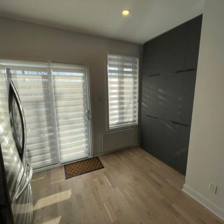 5 1/2 - Montréal (Villeray) - 2 500 $/mois - Photo 4