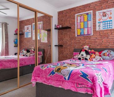 Farley Mews, London, SE6 - Photo 3