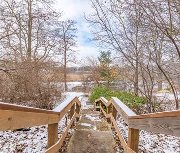 For Lease - 2511 LAKESHORE Road Unit# 716, Oakville, Ontario - Photo 3