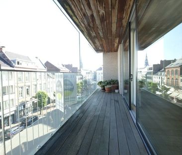 Recent 3 slpk's appartement van 145 m² in het centrum - Photo 3