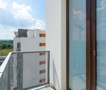 Byt 2+kk s balkonem a parkovacím stáním, 44 m - Fotografie 3