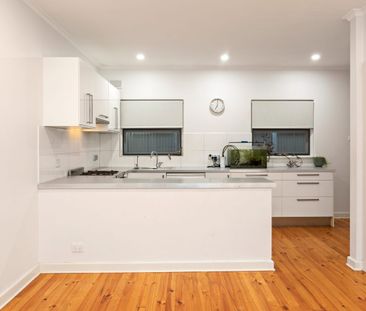 Relaxed indoor/outdoor living - Photo 6