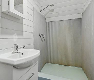 PICTURESQUE RIVER VIEWS IN A PRIVATE TREEHOUSE SETTING - THIS BUSH BARN STUDIO OFFERS AN AMBIANCE AND STYLE THAT YOU WONT FIND ANYWHERE ELSE...! - Photo 1