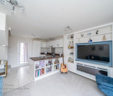 2 bedroom semi-detached house to rent - Photo 1